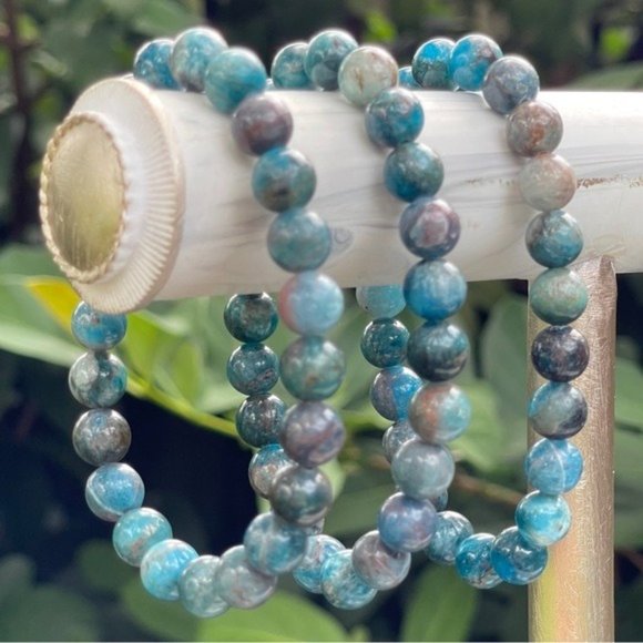 7.5mm Blue Apatite Bead Chakra Stretch Bracelet - Picture 2 of 7